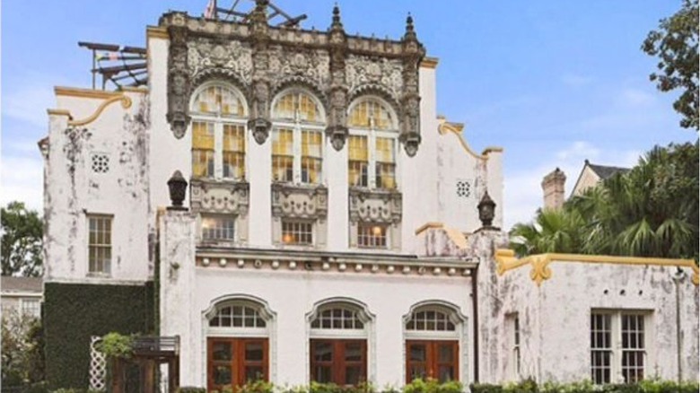 Exterior of Beyonce New Orleans home 