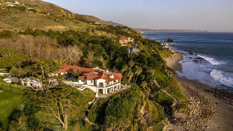 mediterranean mansion with sea-view