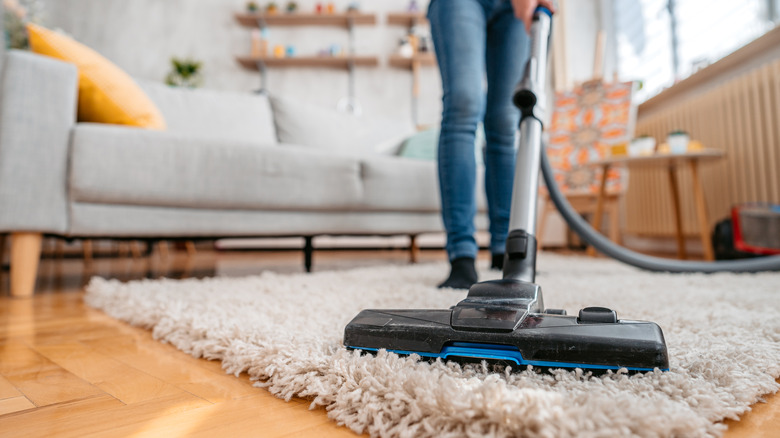 vacuum on rug