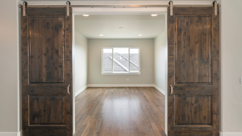 Barn door on dining room