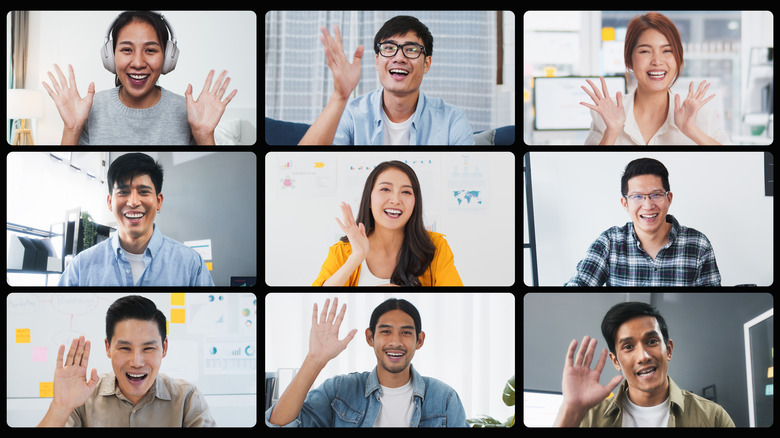 Colleagues in a virtual meeting