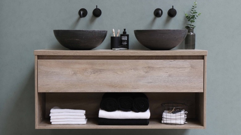 Modern black bathroom sinks