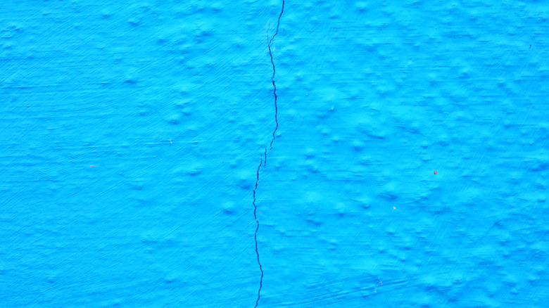 Long, singular crack in pool