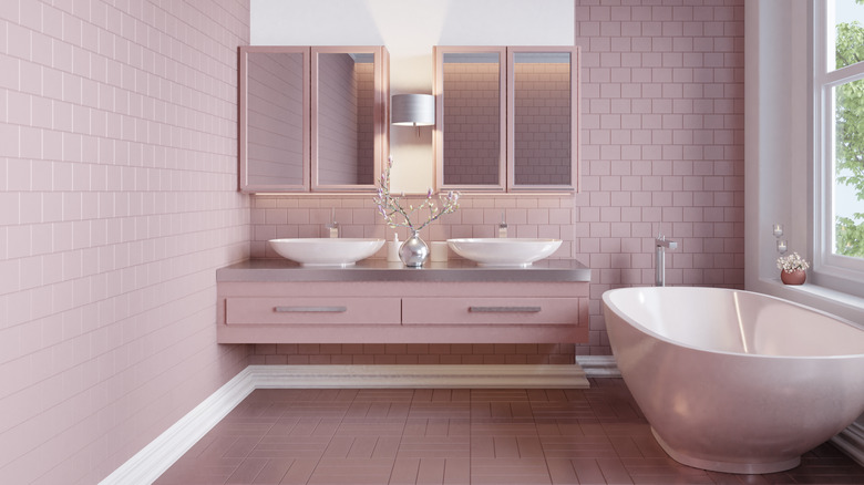 Chic pink bathroom