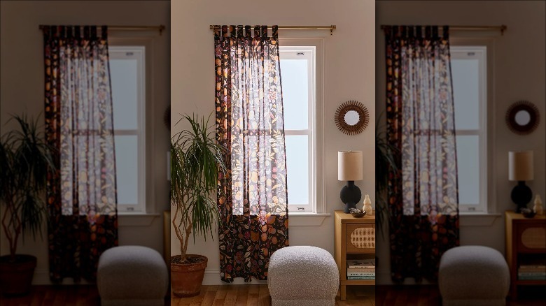 patterned curtain
