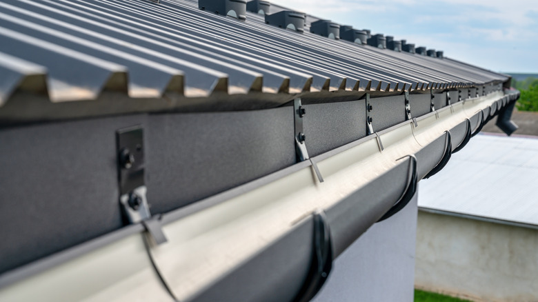 aluminum half round gutters