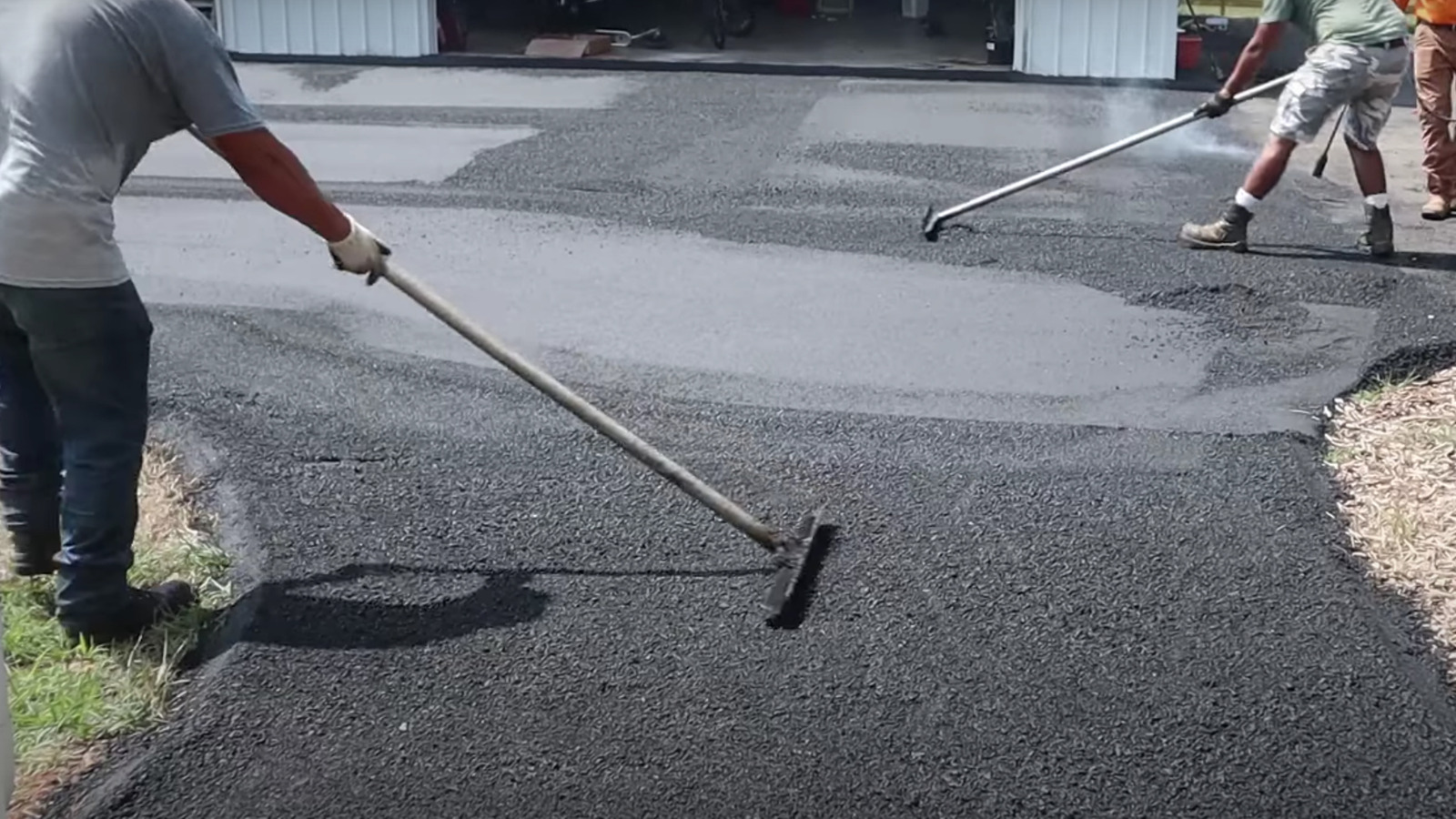 How Long Should You Stay Off a New Asphalt Driveway?