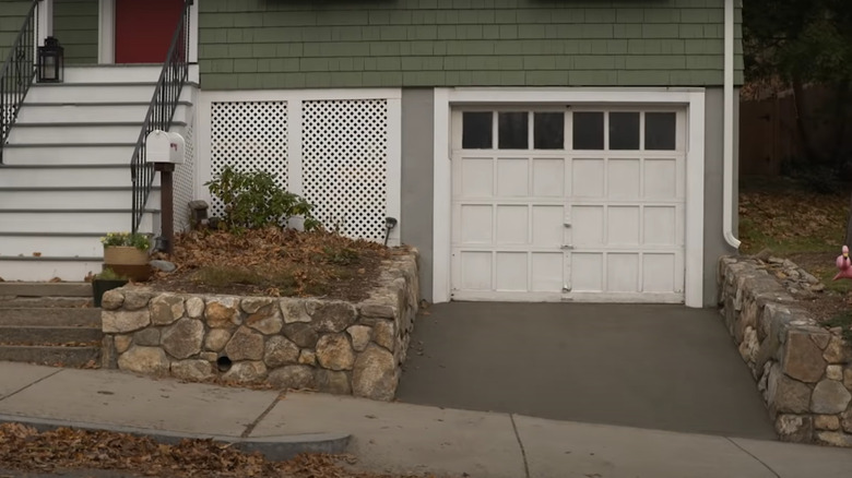 Example of concrete driveway