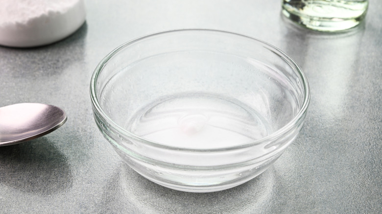 Clear white vinegar in a glass bowl