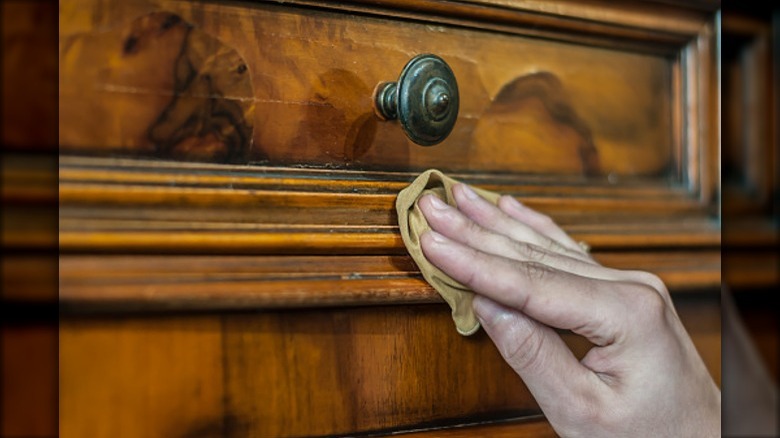 Avoid These Chalk Paint Mistakes For A Seamless Application   Overlooking Necessary Prep Work 1686858544 