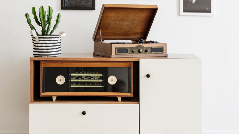 record player on old radio