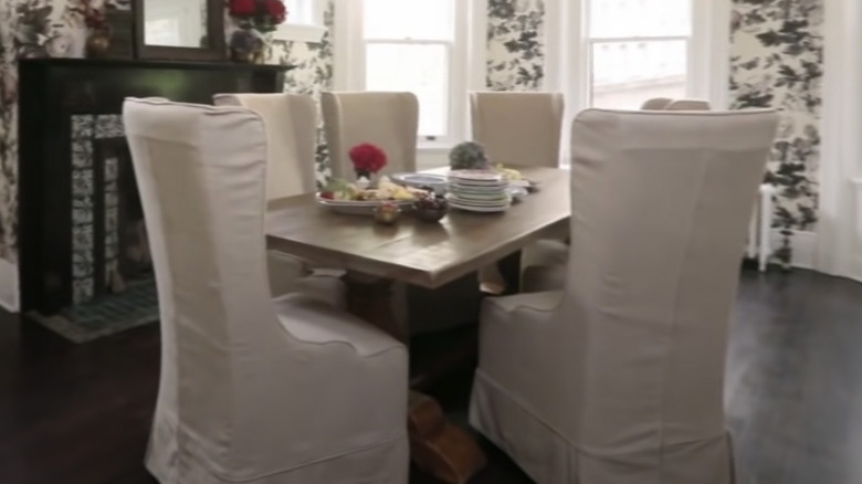 White dining room chairs 