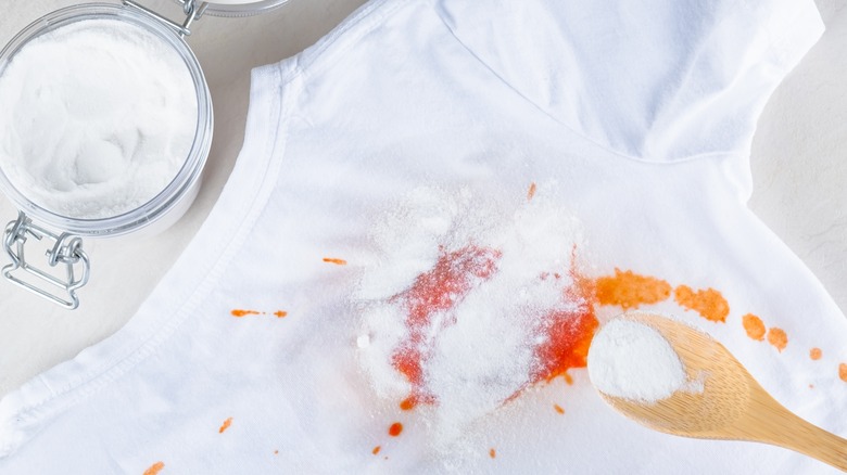 Baking soda on stained T-shirt