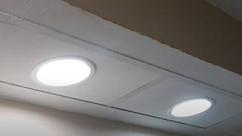 Two recessed ceiling lights