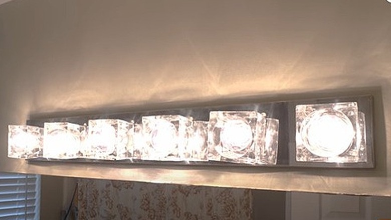 Glass cube vanity lights