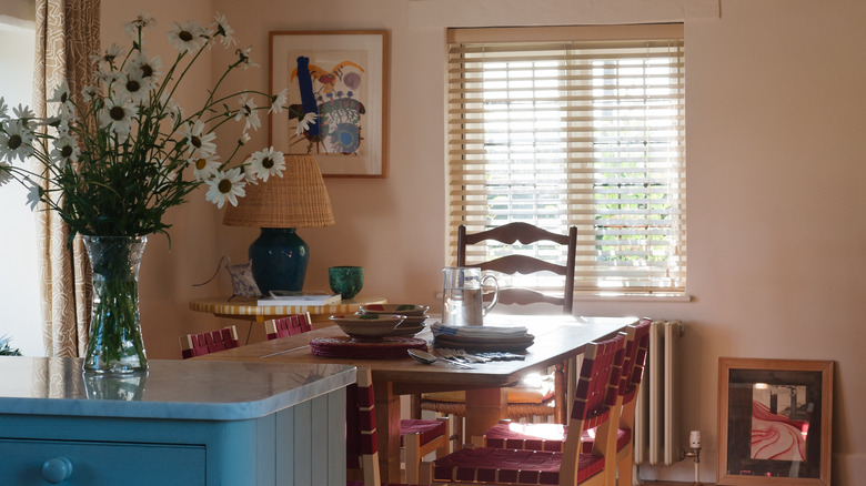 A creamy white cottage kitchen