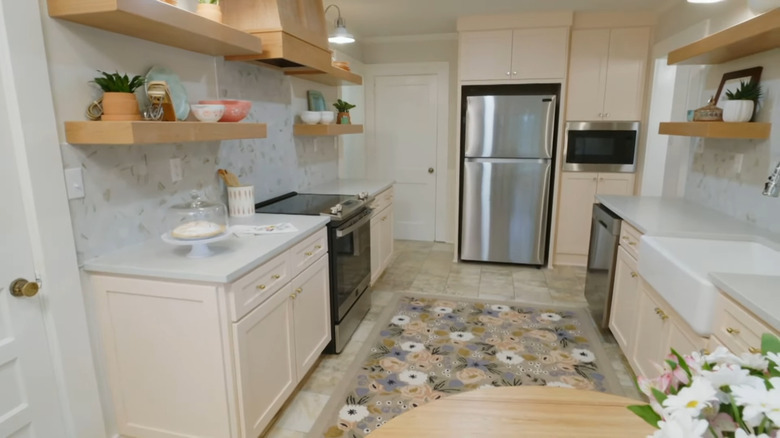 Open shelving kitchen on Home Town 