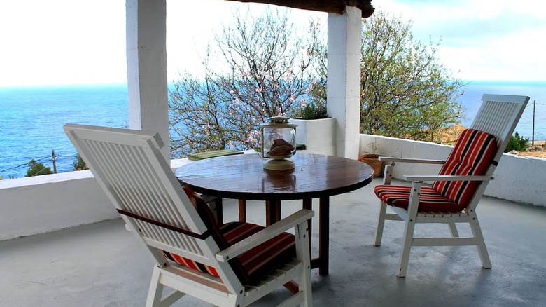 Outdoor table overlooking the ocean