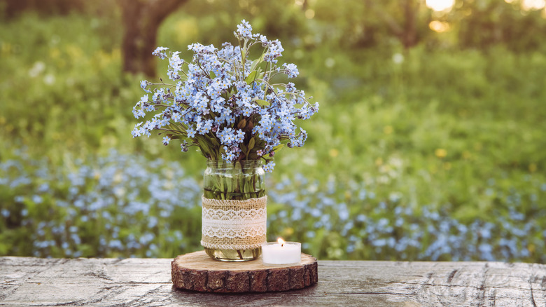 Mason jar flower vase