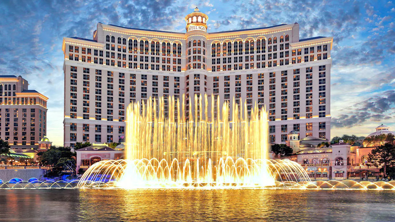 Bellagio and the fountains