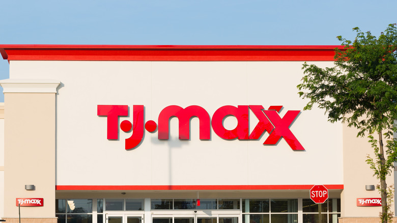 T.J. Maxx red sign