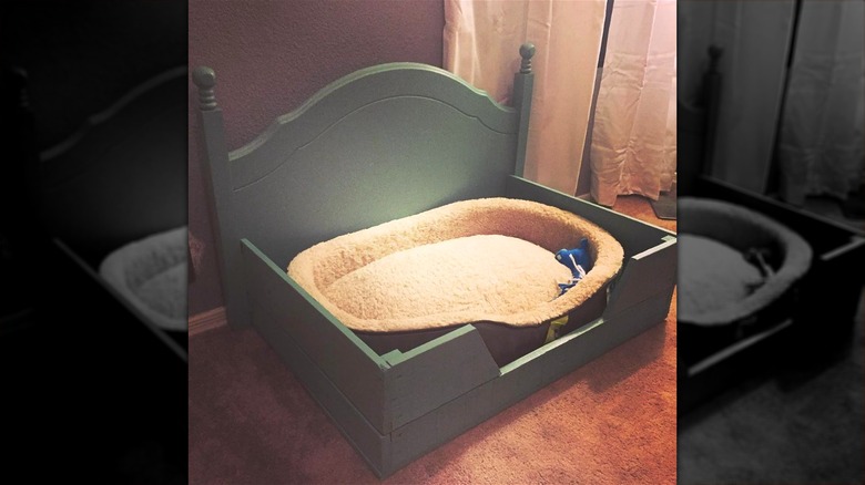 Pet bed with headboard