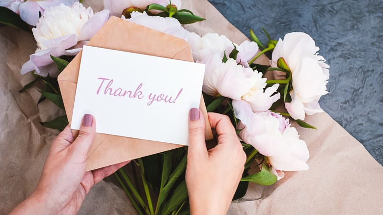 thank you note with flowers