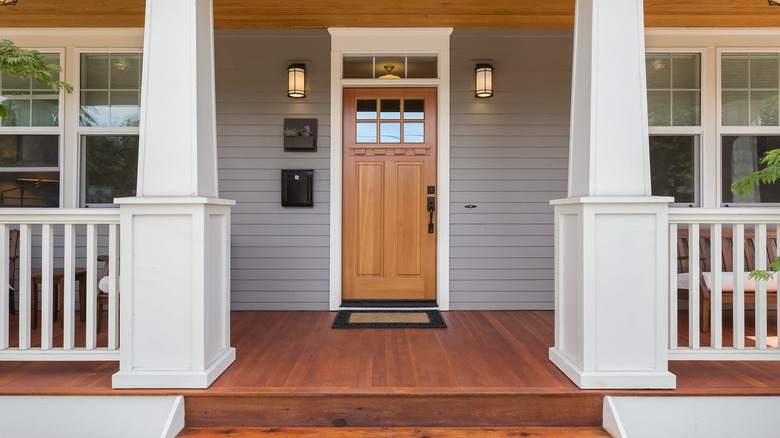 Contrasting brickmold and wooden door