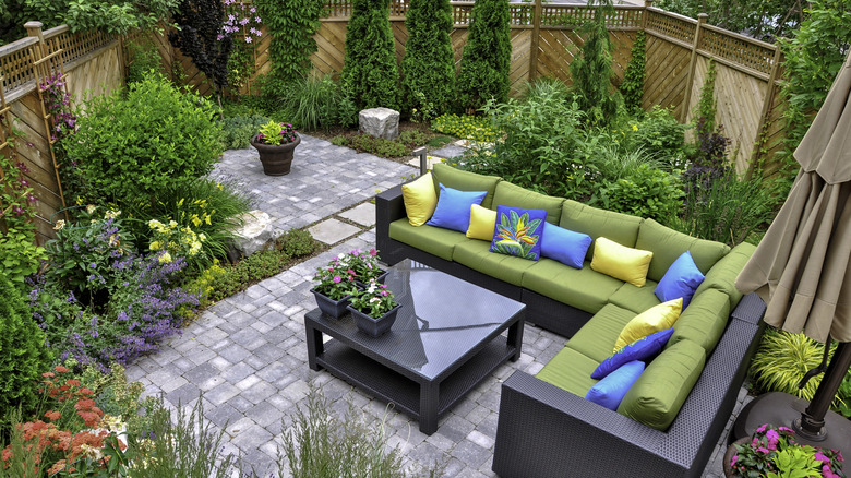 Small backyard with colorful decor