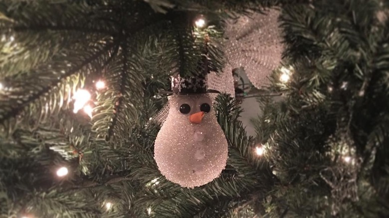 lightbulb snowman ornament