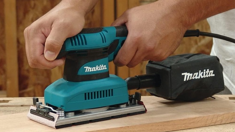 Makita 1/3 Sheet Finishing Sander