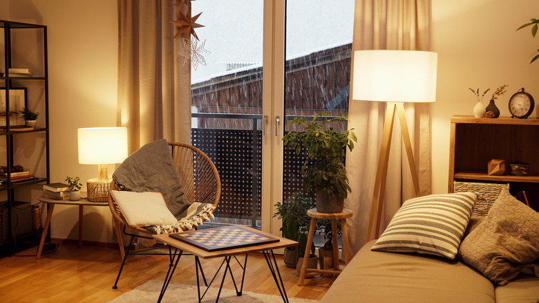 room with wood based lamps 