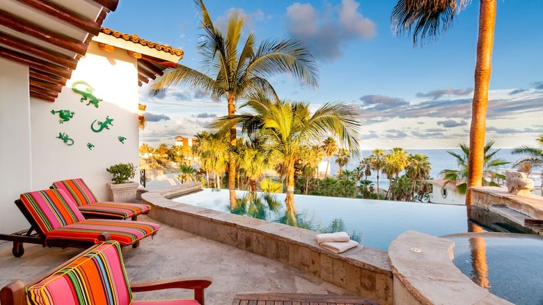 oceanside infinity pool