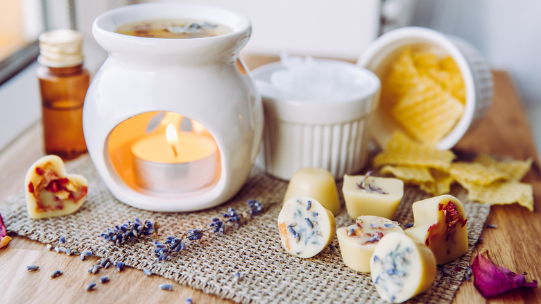 wax melts at home