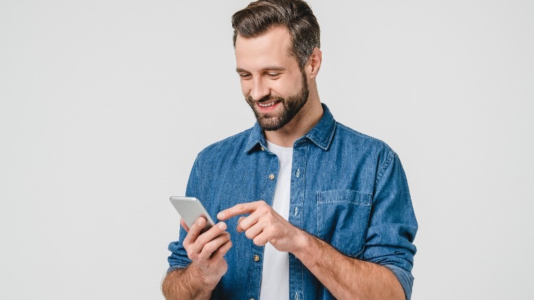 Man using a cell phone