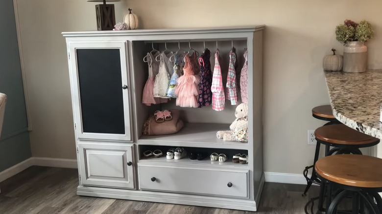 Children's tiny wardrobe