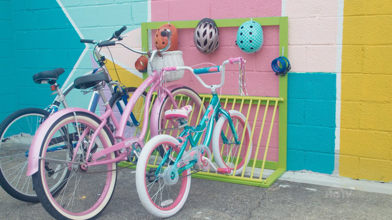 Bike rack made from crib