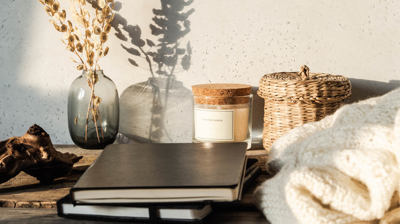 neutral colored decorations on table