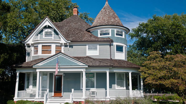 colonial-vs-victorian-homes-what-s-the-difference