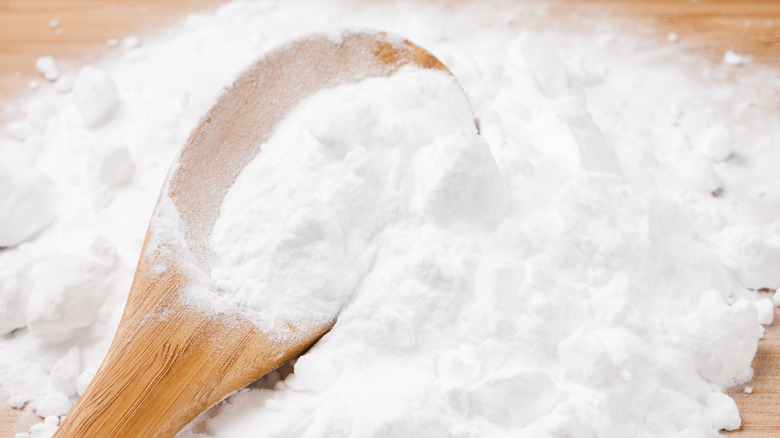 baking soda over a spoon