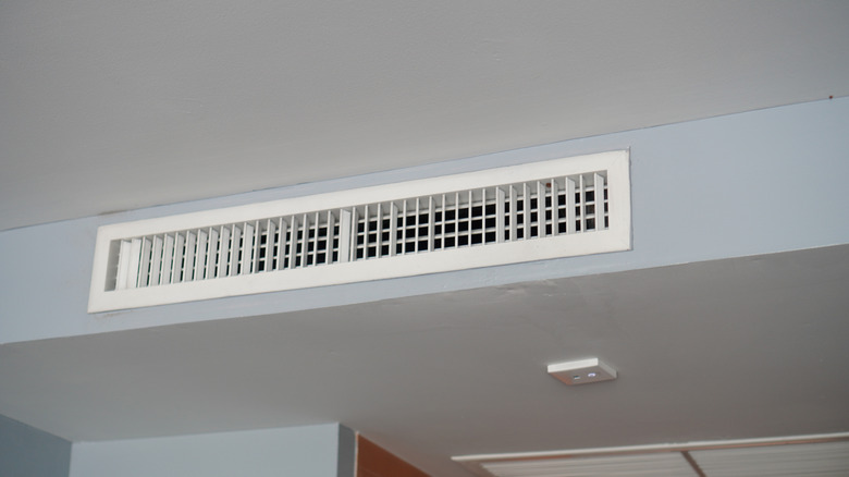 View of a HVAC vent near the ceiling