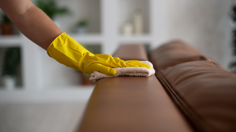 cleaning leather couch