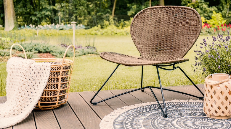 Outdoor deck with rug