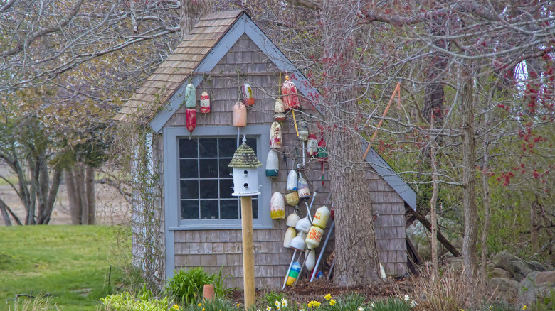 Saltbox shed