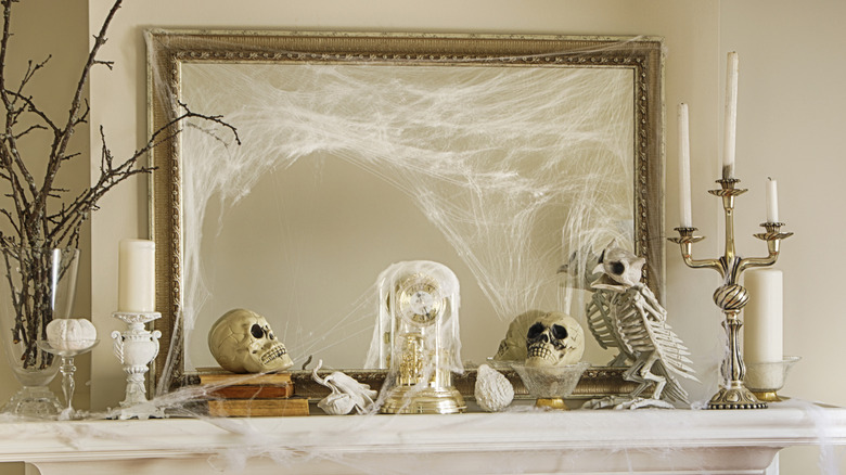 Halloween decor