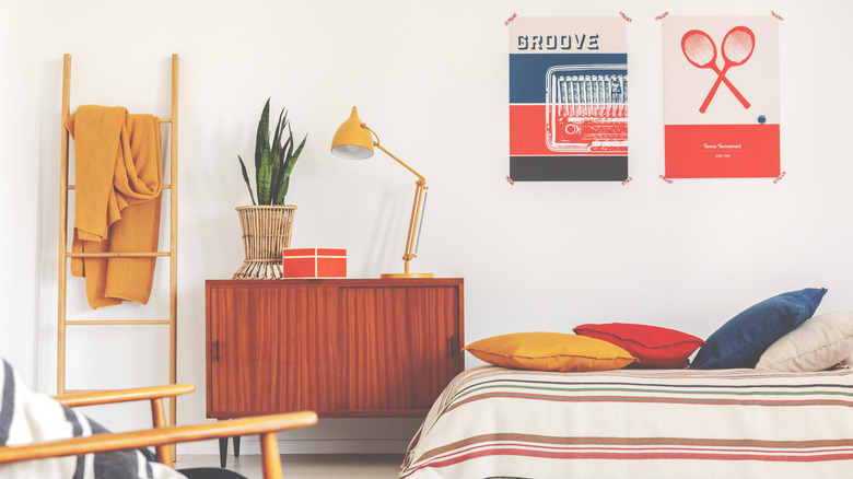 colorful bedroom decor retro 