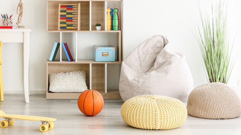 flexible hangout seating knitted poufs