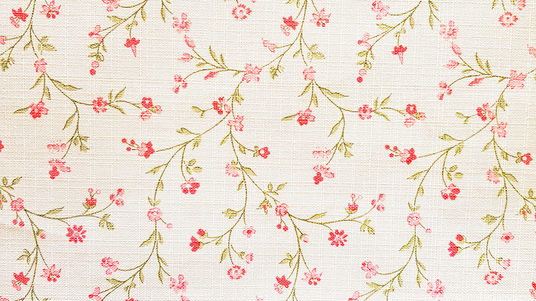 dainty pink floral wallpaper