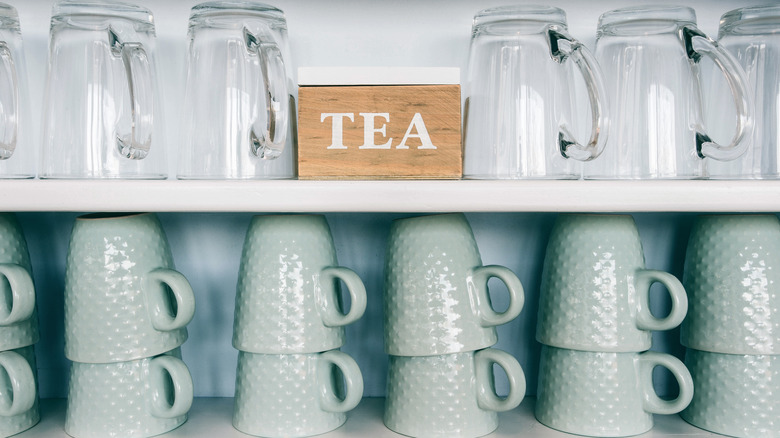 green and glass mugs