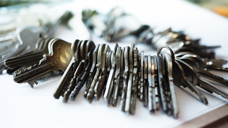 Creative Ways To Repurpose Old Keys